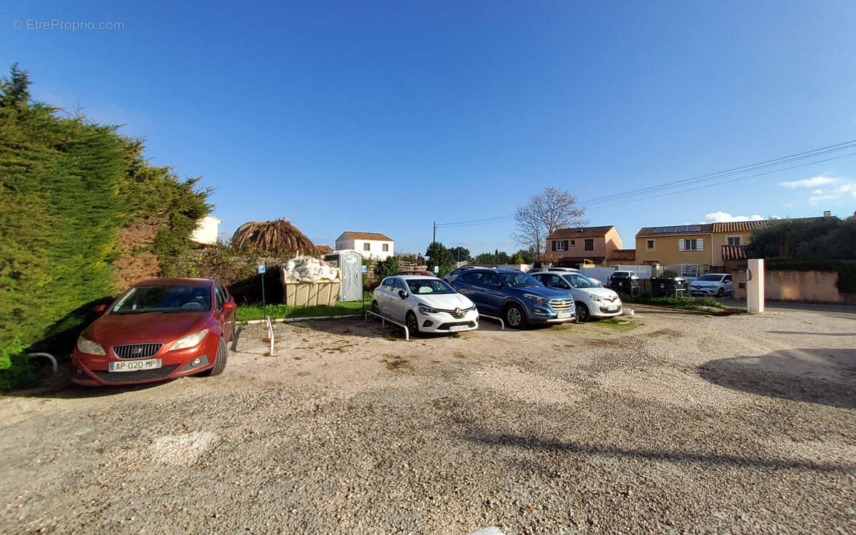 Appartement à CUERS