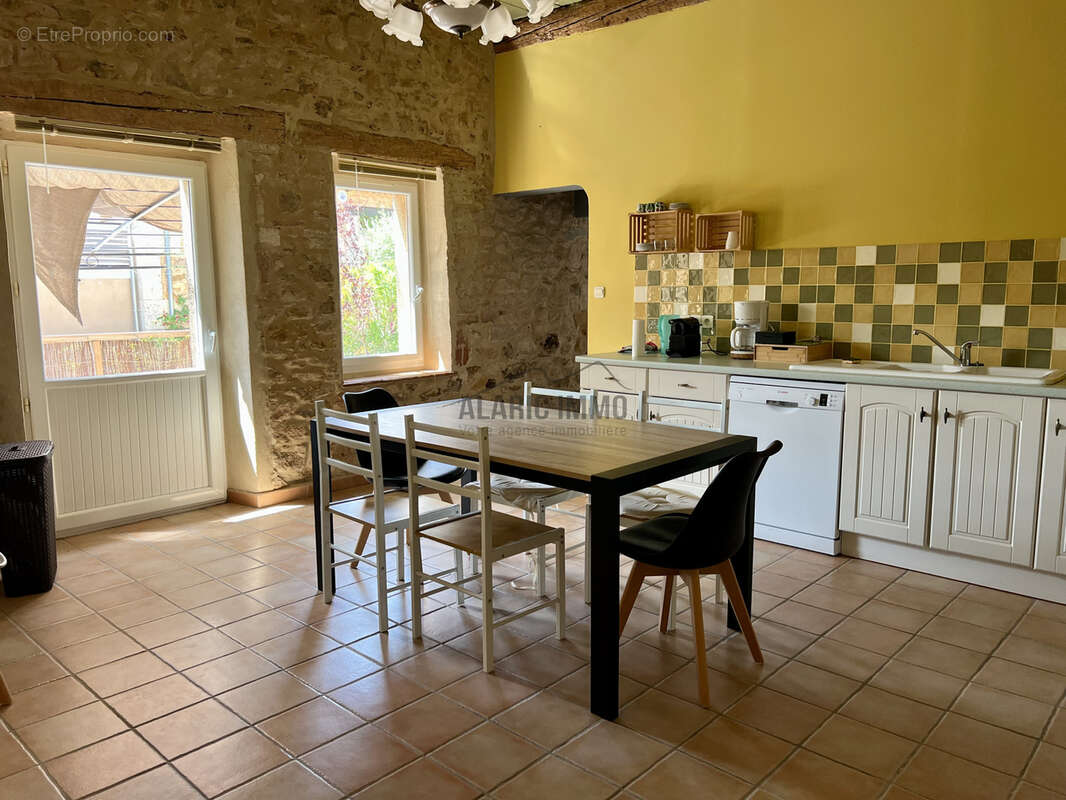 Maison à BOUTENAC