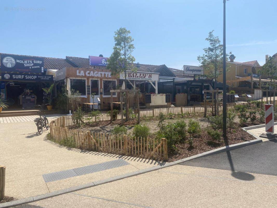 Commerce à MOLIETS-ET-MAA