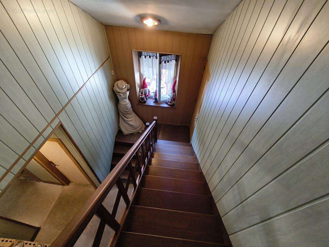 Maison à AILLEVILLERS-ET-LYAUMONT