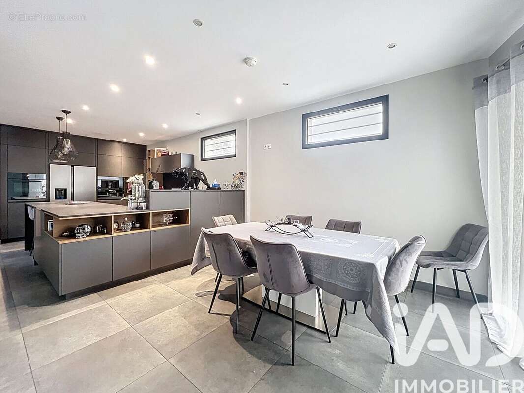 Photo 2 - Maison à CACHAN