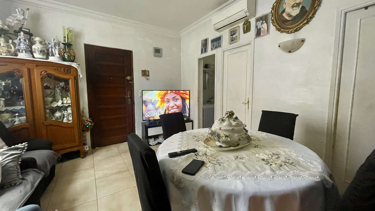Appartement à LE CANNET