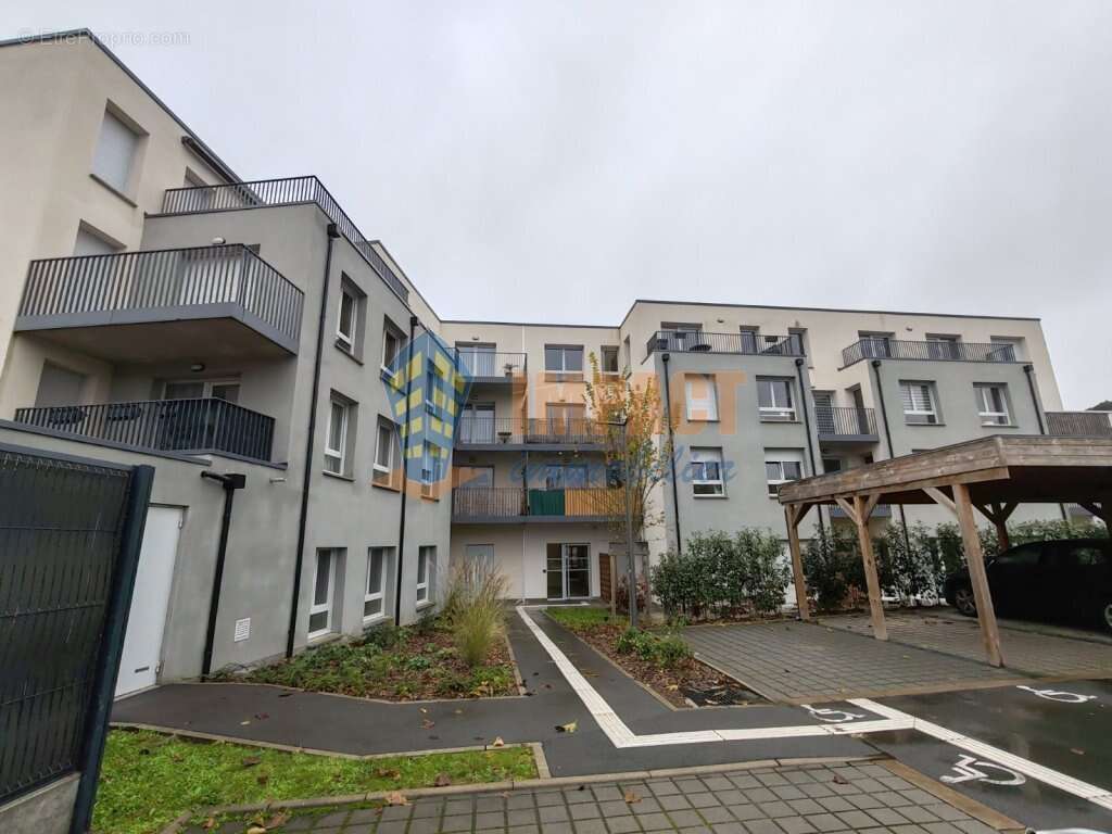 Appartement à EMMERIN