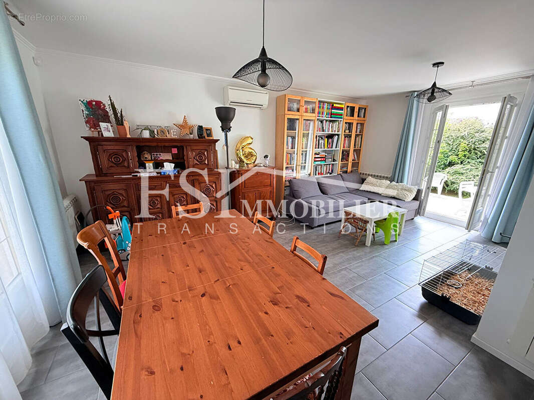 Maison à SAINT-PRIX