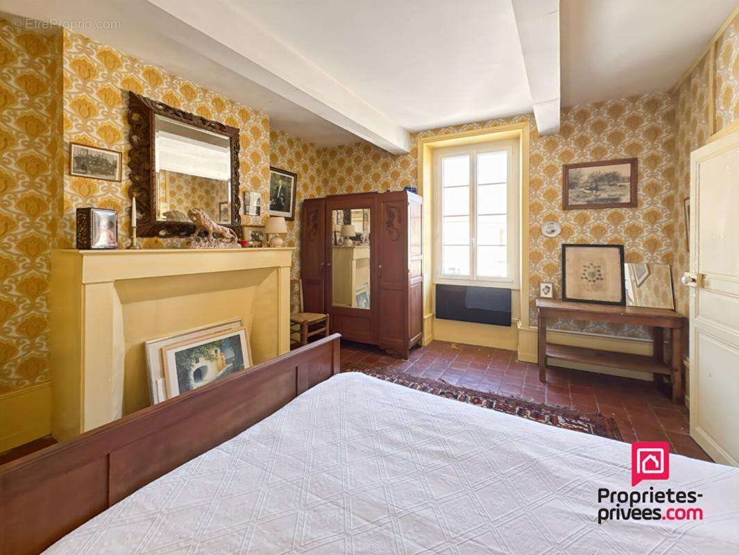 Maison à PRECY-SOUS-THIL