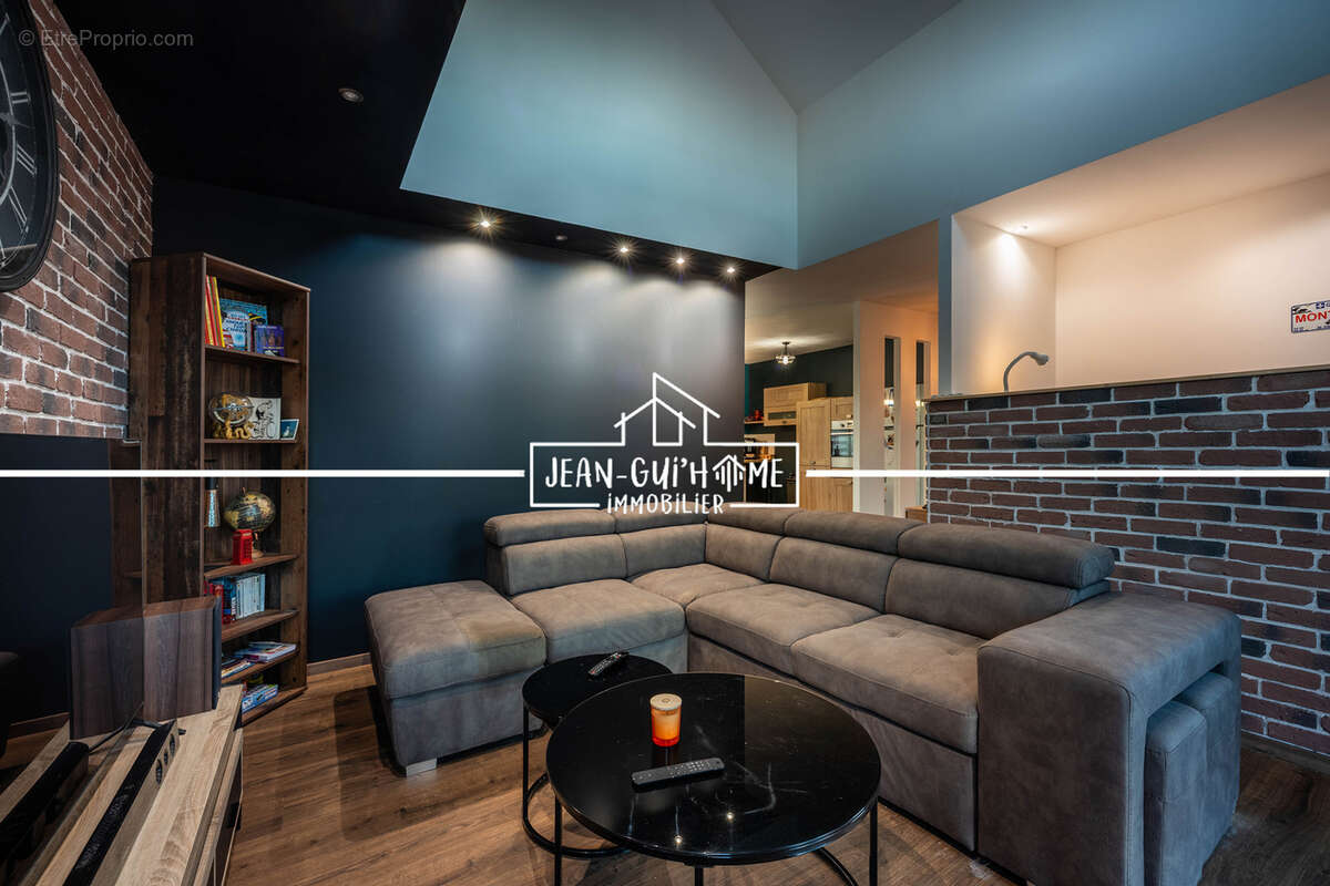 Maison à GRANDVILLERS