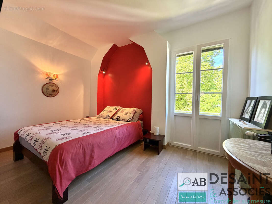 Maison à COUPVRAY