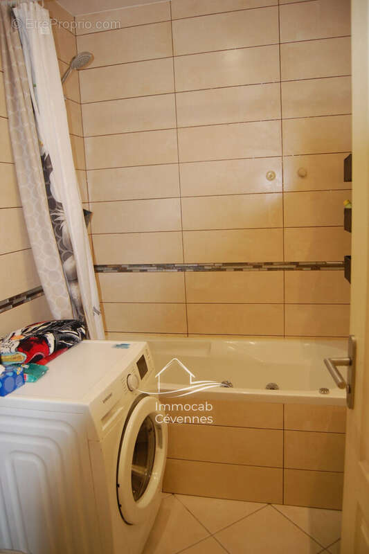 Appartement à BESSEGES