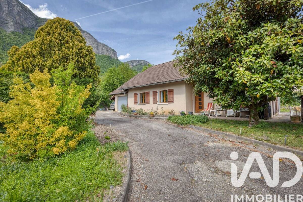 Photo 1 - Maison à LUMBIN