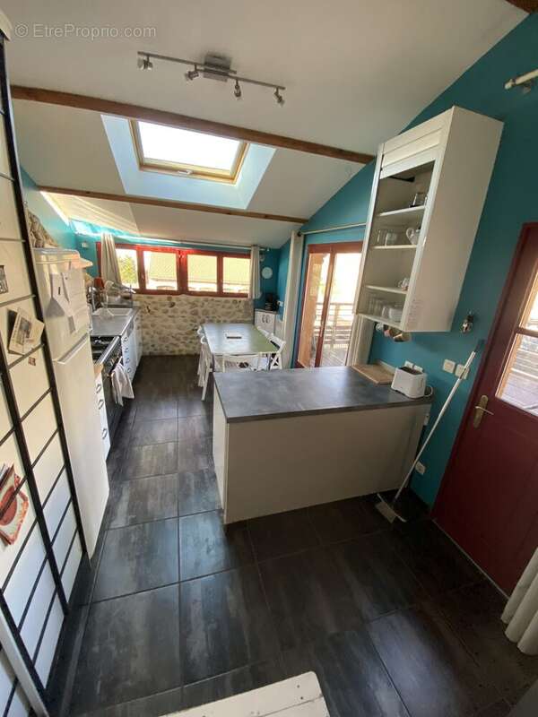 Maison à SAINT-HILAIRE-DU-ROSIER