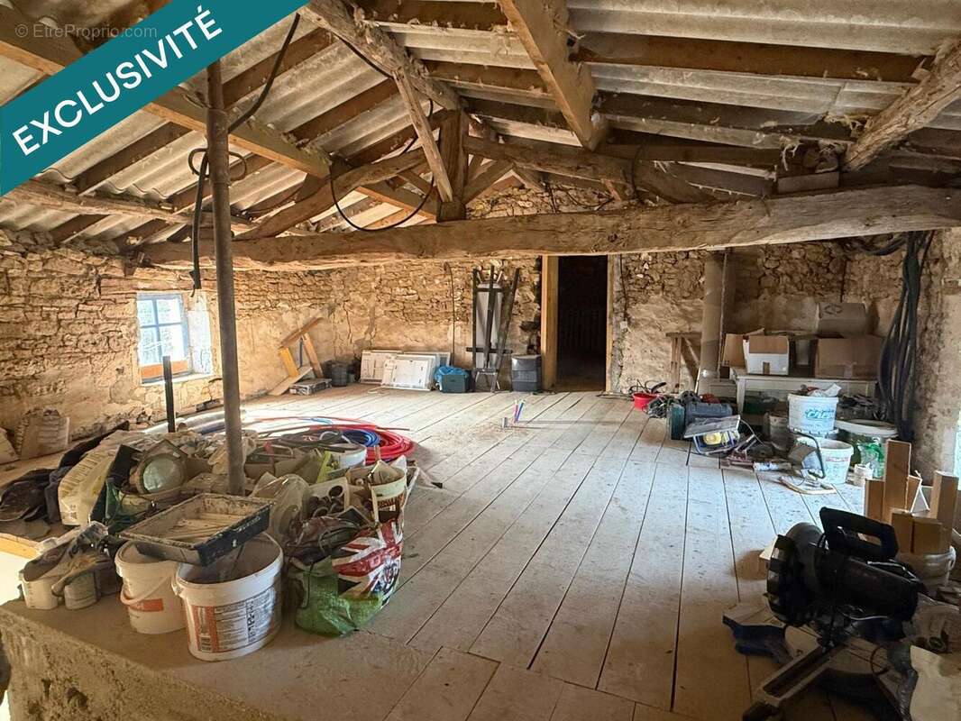 Photo 8 - Maison à LA CHAPELLE-THEMER