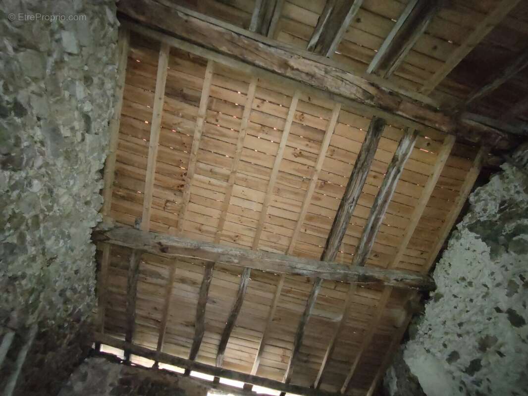 Maison à CONFOLENS