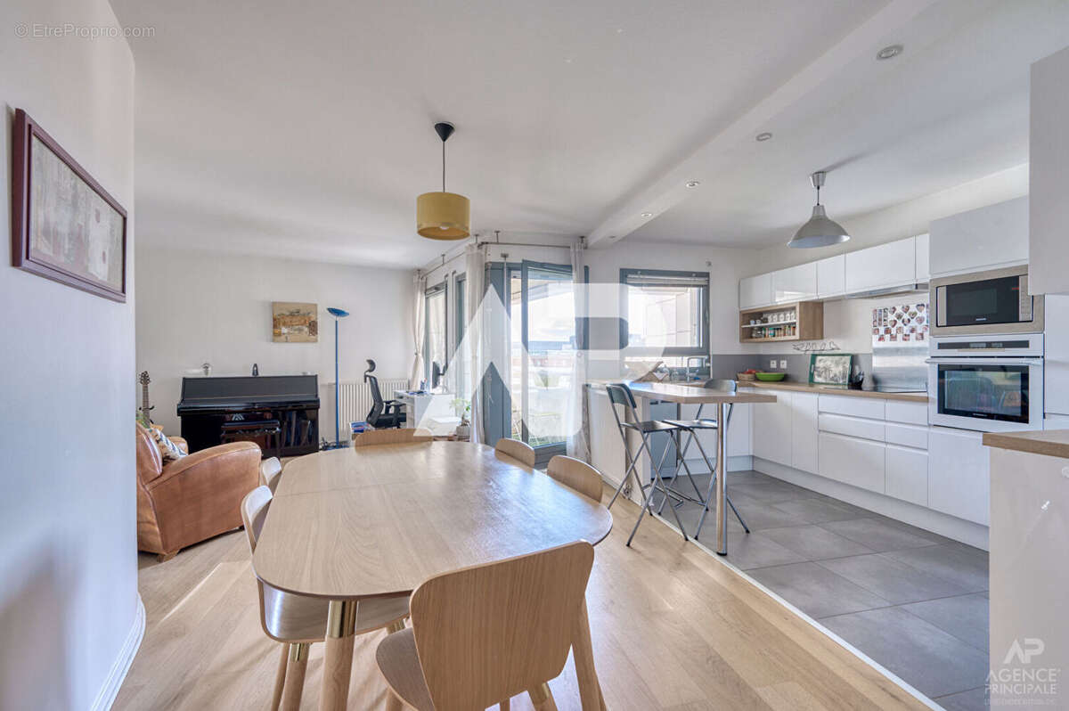 Appartement à RUEIL-MALMAISON