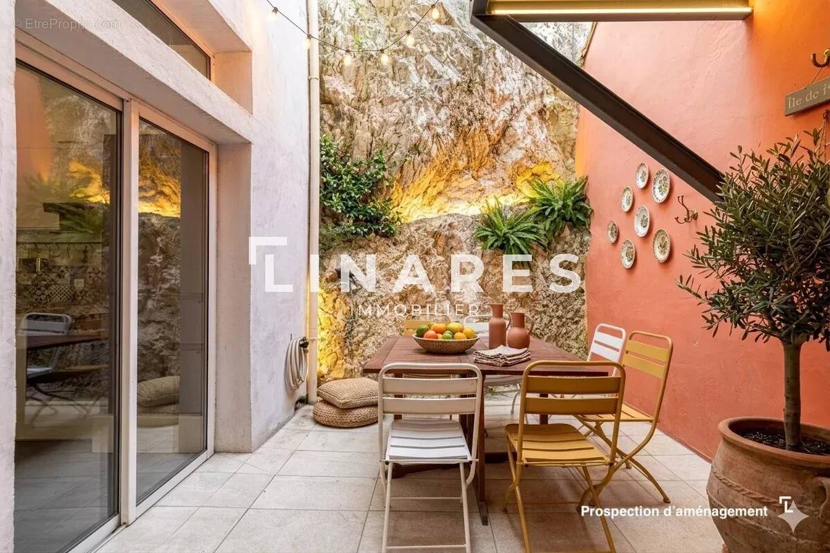 Maison à MARSEILLE-7E