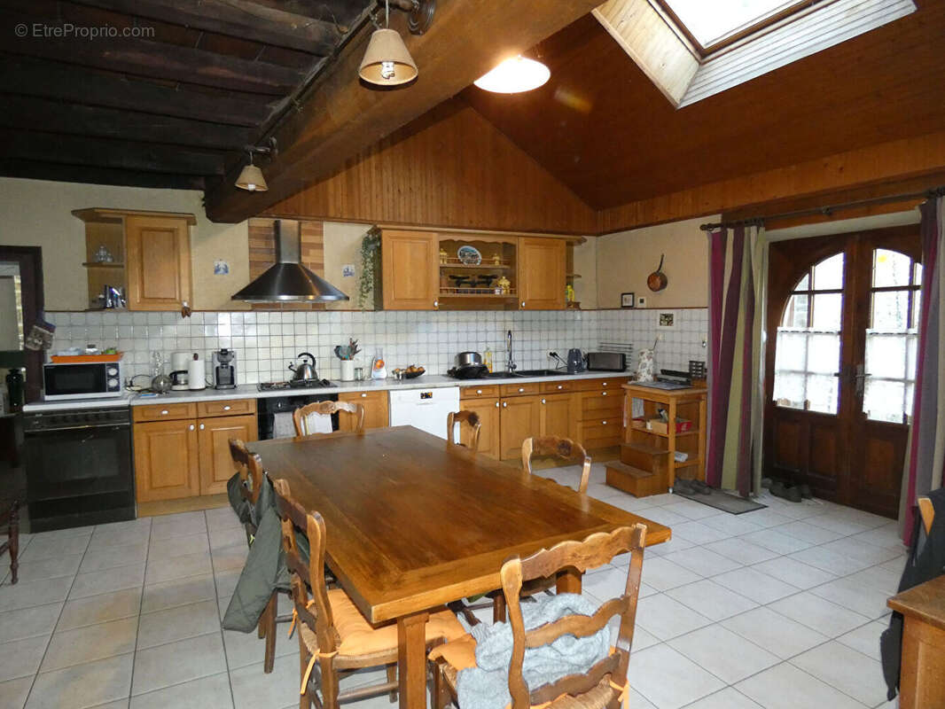 Maison à LE TEILLEUL