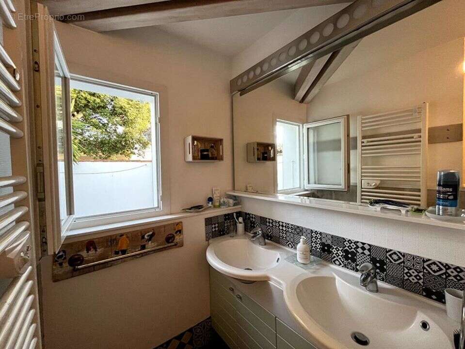 Maison à LA COUARDE-SUR-MER