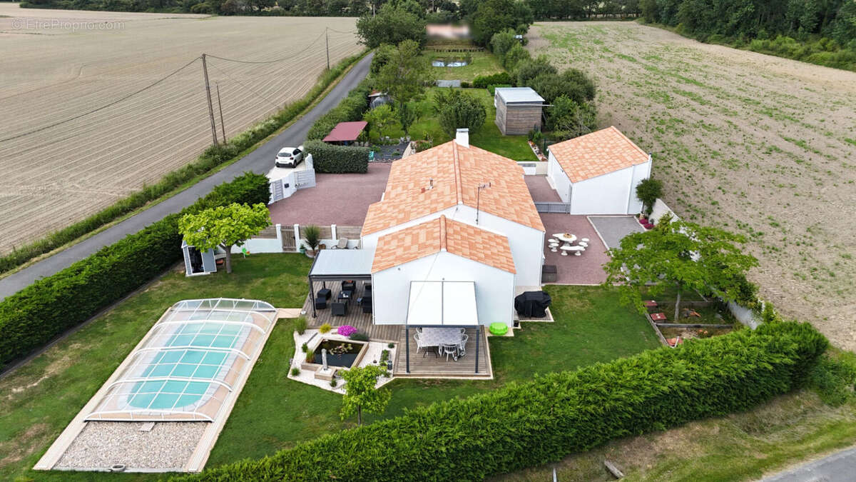 Maison à SAINT-GERVAIS