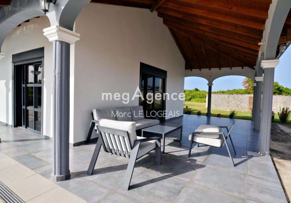 Maison à LE MOULE