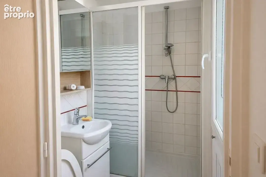 Appartement 2 pièces 30 m² à vendre à Paris-18e (75018) - photo 5