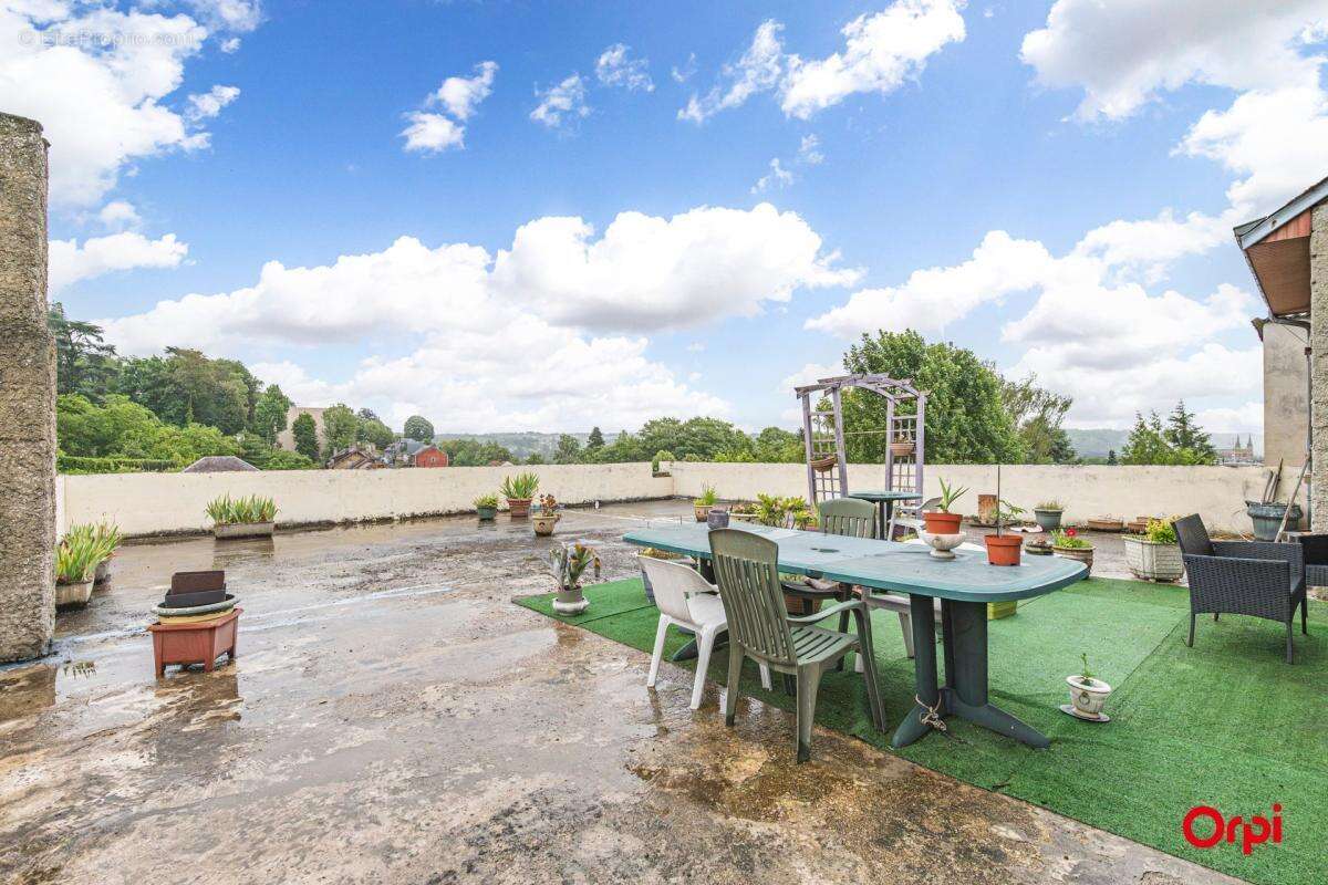 Maison 116 m² + Terrasse 190 m² + Atelier 300 m² – Fort potentiel - photo 4