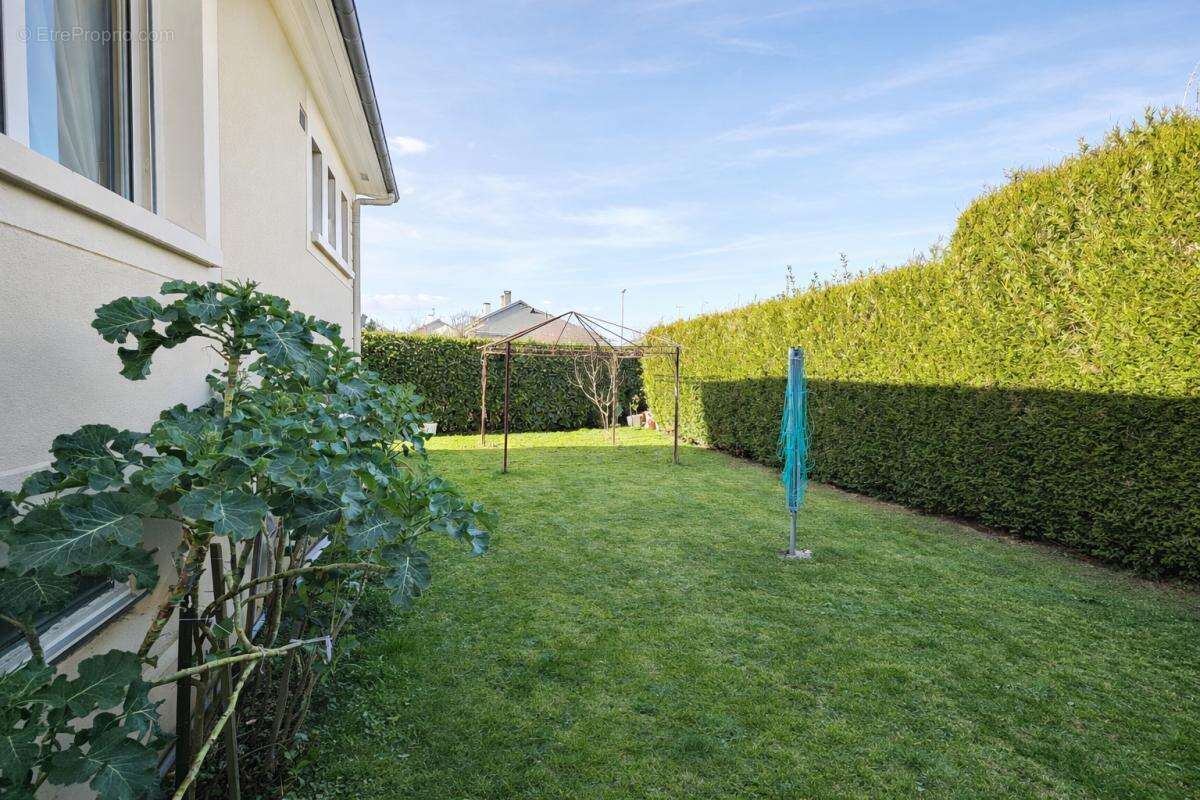 Maison à ECQUEVILLY