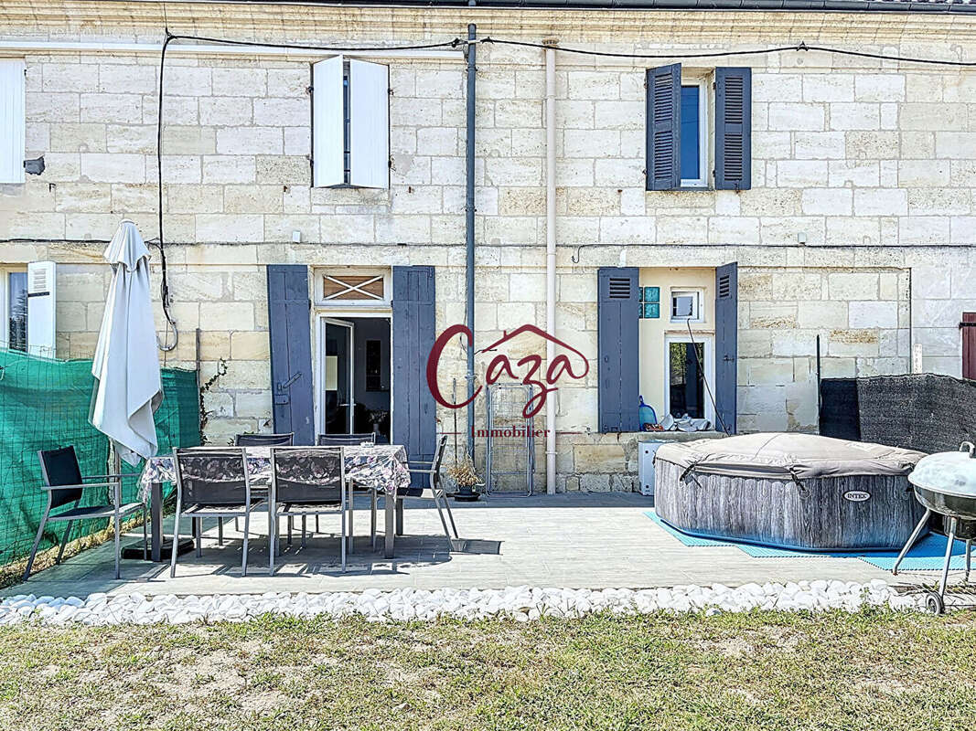 Maison à FARGUES-SAINT-HILAIRE