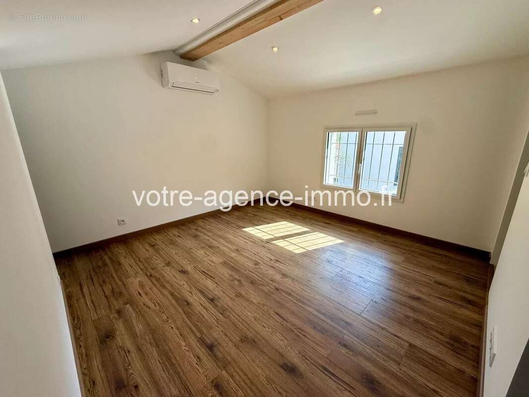Maison à TOURRETTE-LEVENS