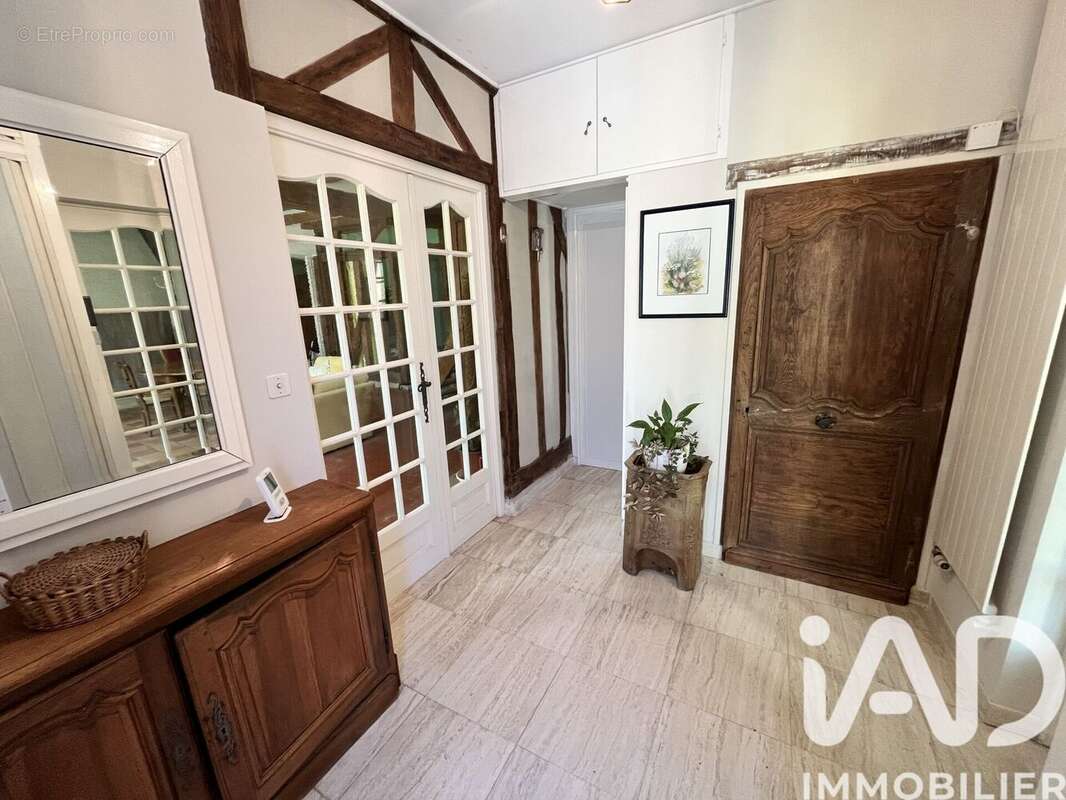 Photo 3 - Maison à MONTSUZAIN