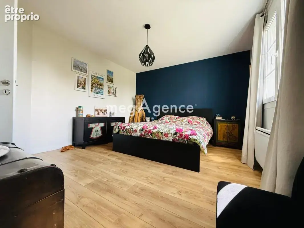 Spacieuse maison familiale avec piscine et double garage - photo 13