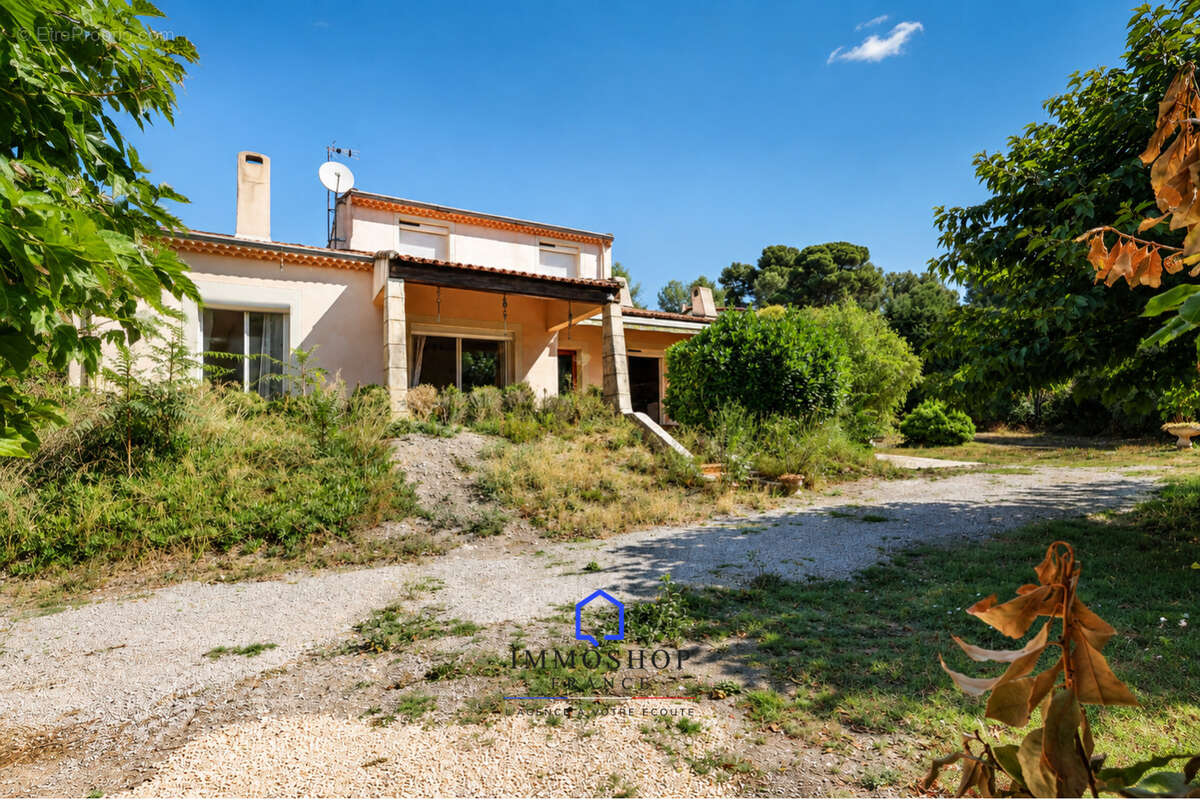 Maison familiale avec grand terrain piscinable - photo 3