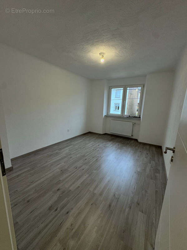 Appartement - 70 m2 - 3 pièces - photo 4
