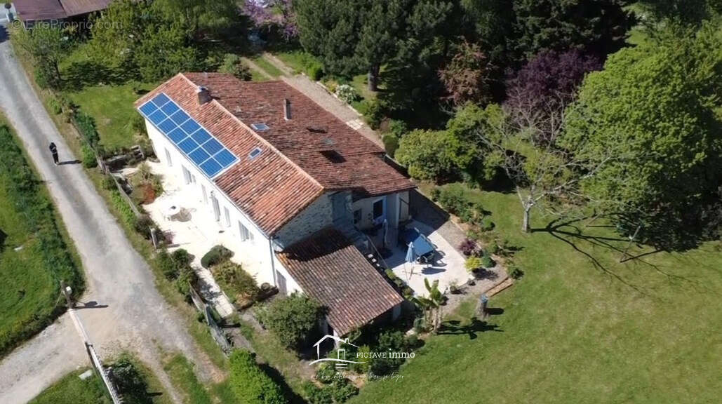 Maison à SAINT-MARTIN-DU-FOUILLOUX