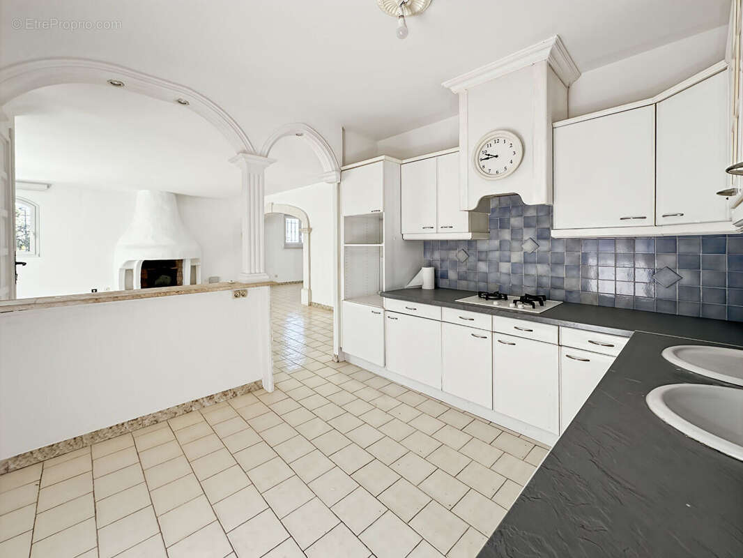 Maison à SAUSSET-LES-PINS