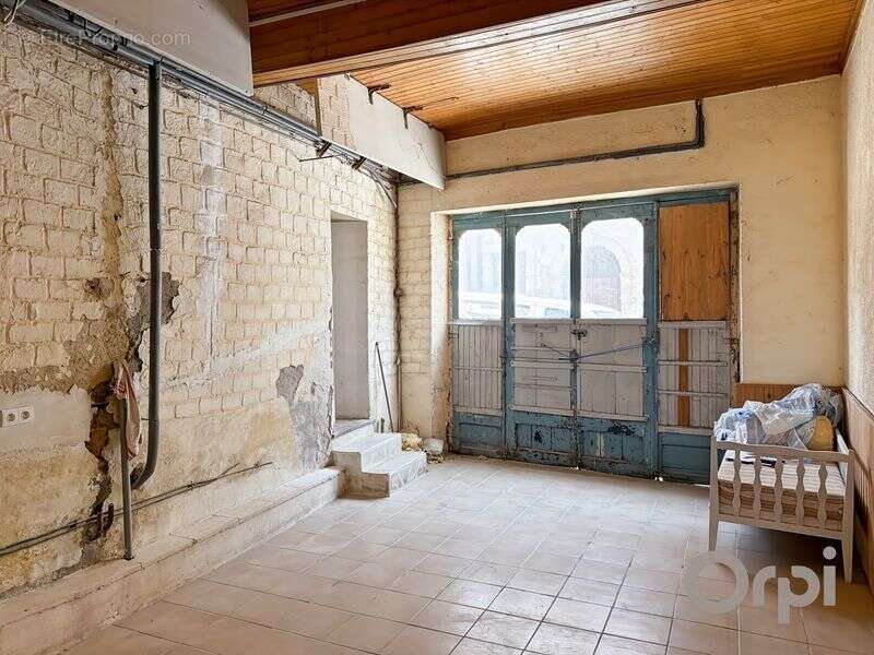 Centre historique de LECTOURE, maison de ville habitable avec petit extérieur à aménager - photo 14