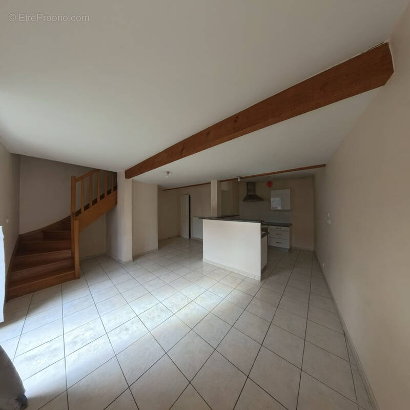 Maison à MIGNE-AUXANCES