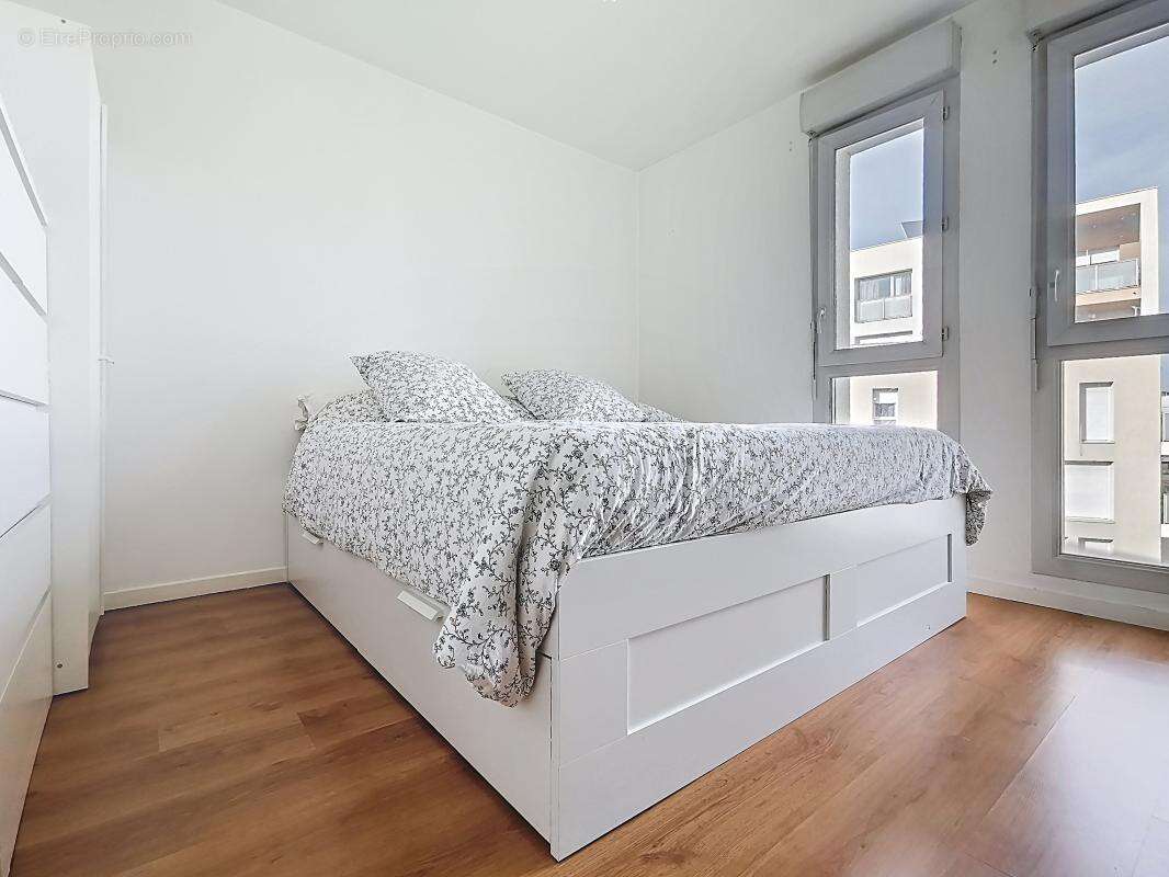 Appartement à BRON