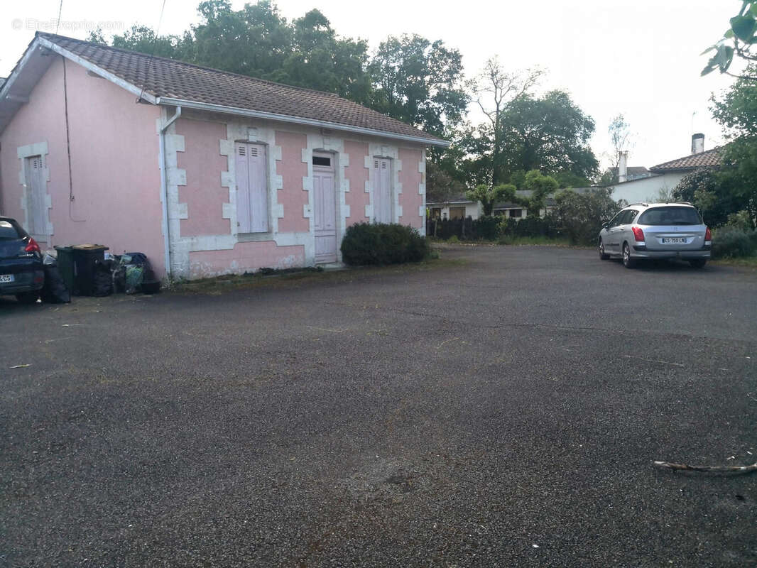Maison à VILLENAVE-D'ORNON