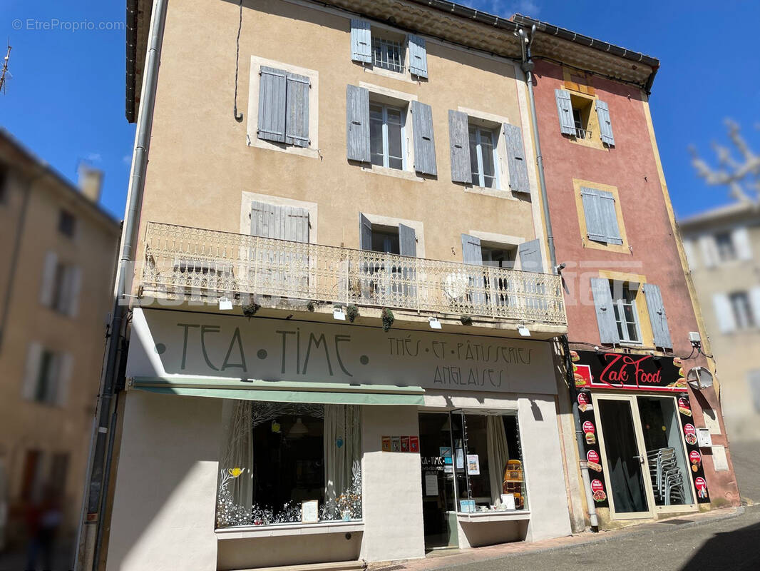 Appartement à NYONS