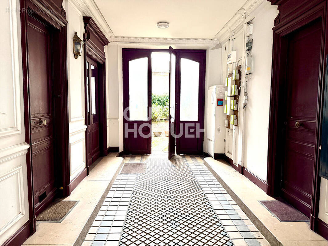 Commerce à CORBEIL-ESSONNES