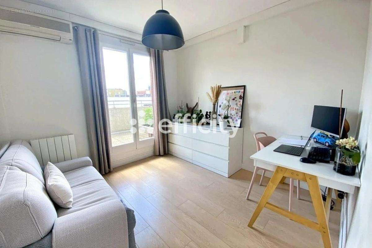 Appartement à LYON-8E