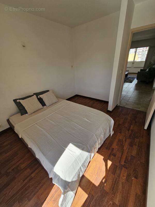 Appartement à SAINT-DENIS