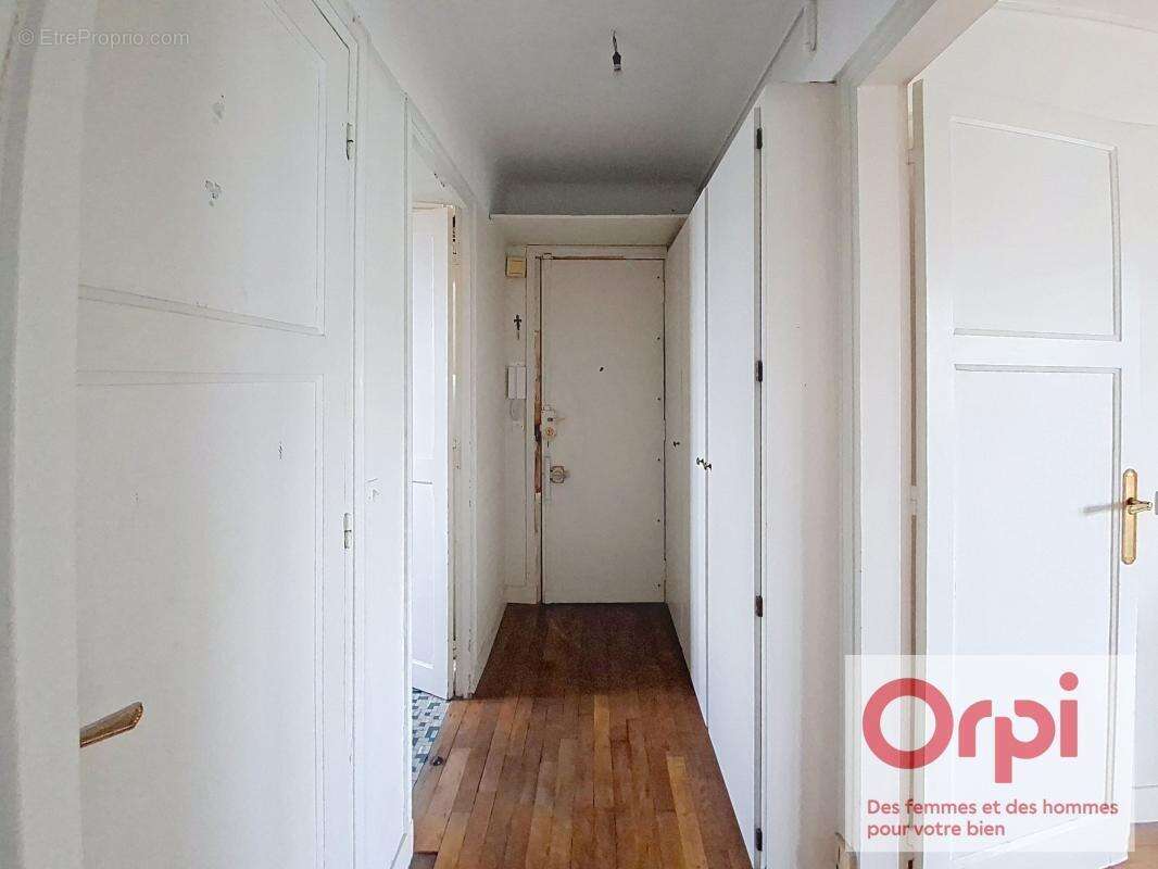 Appartement à ISSY-LES-MOULINEAUX