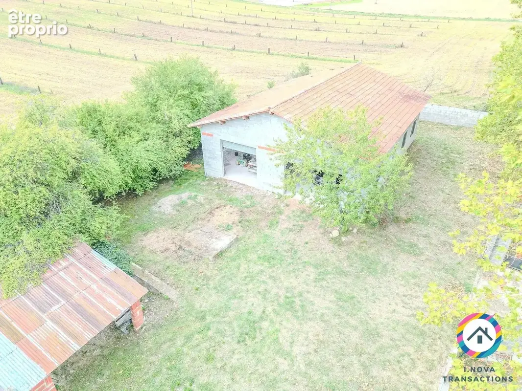 Grange de 170 m² au sol sur 800 m² de terrain - photo 1