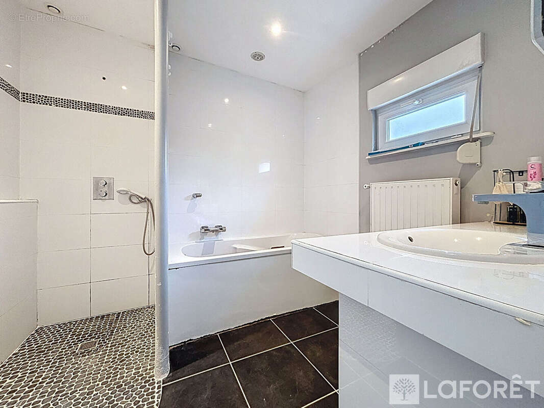 Maison à ARMENTIERES