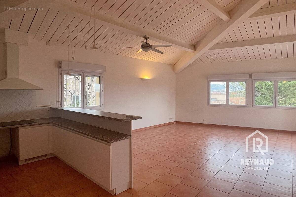 Appartement à CLERMONT-L&#039;HERAULT