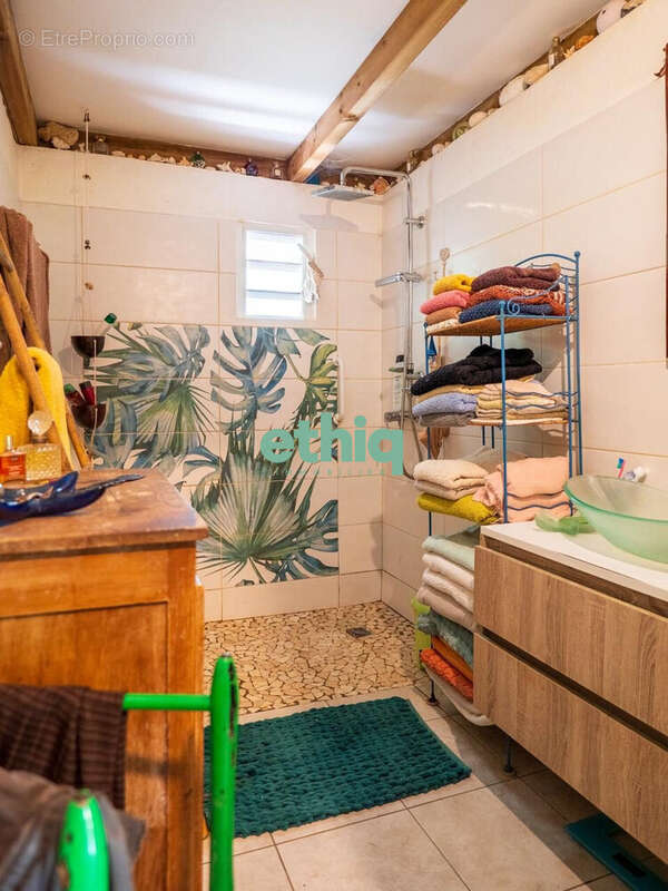 Maison à GRAND-BOURG