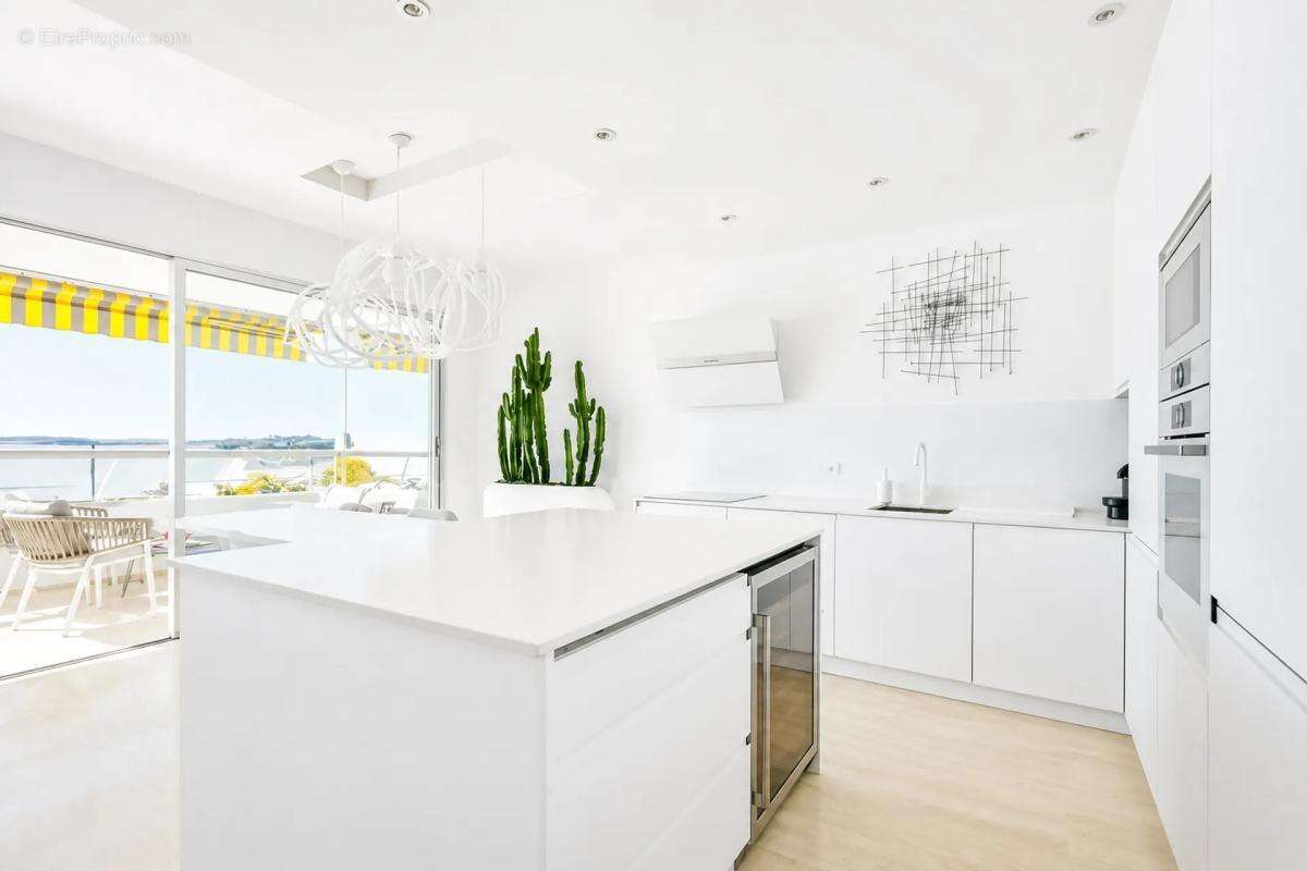 Appartement à VILLENEUVE-LOUBET