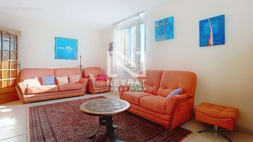 Venez découvrir ce charmant duplex de 125 mètre carré pour une grande famille - photo 2
