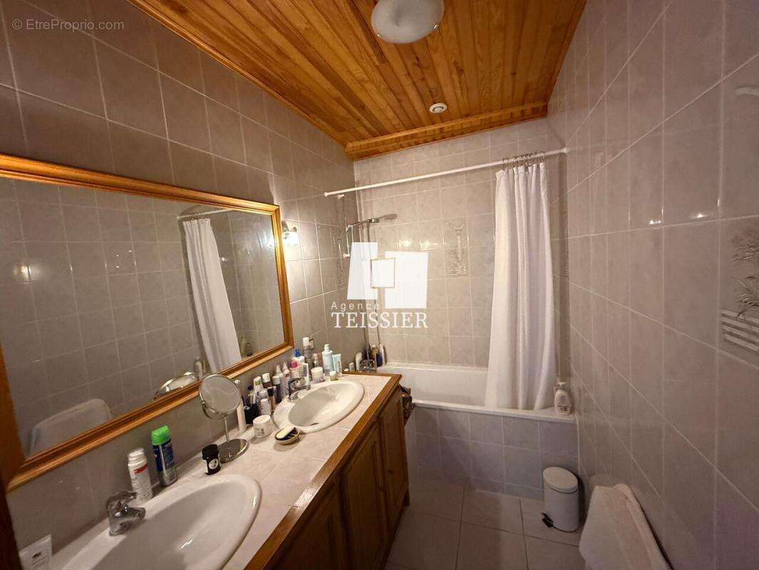 Maison à SAINT-PAUL-LE-JEUNE