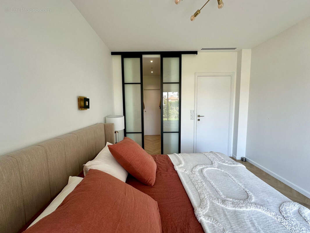 Maison à DECINES-CHARPIEU